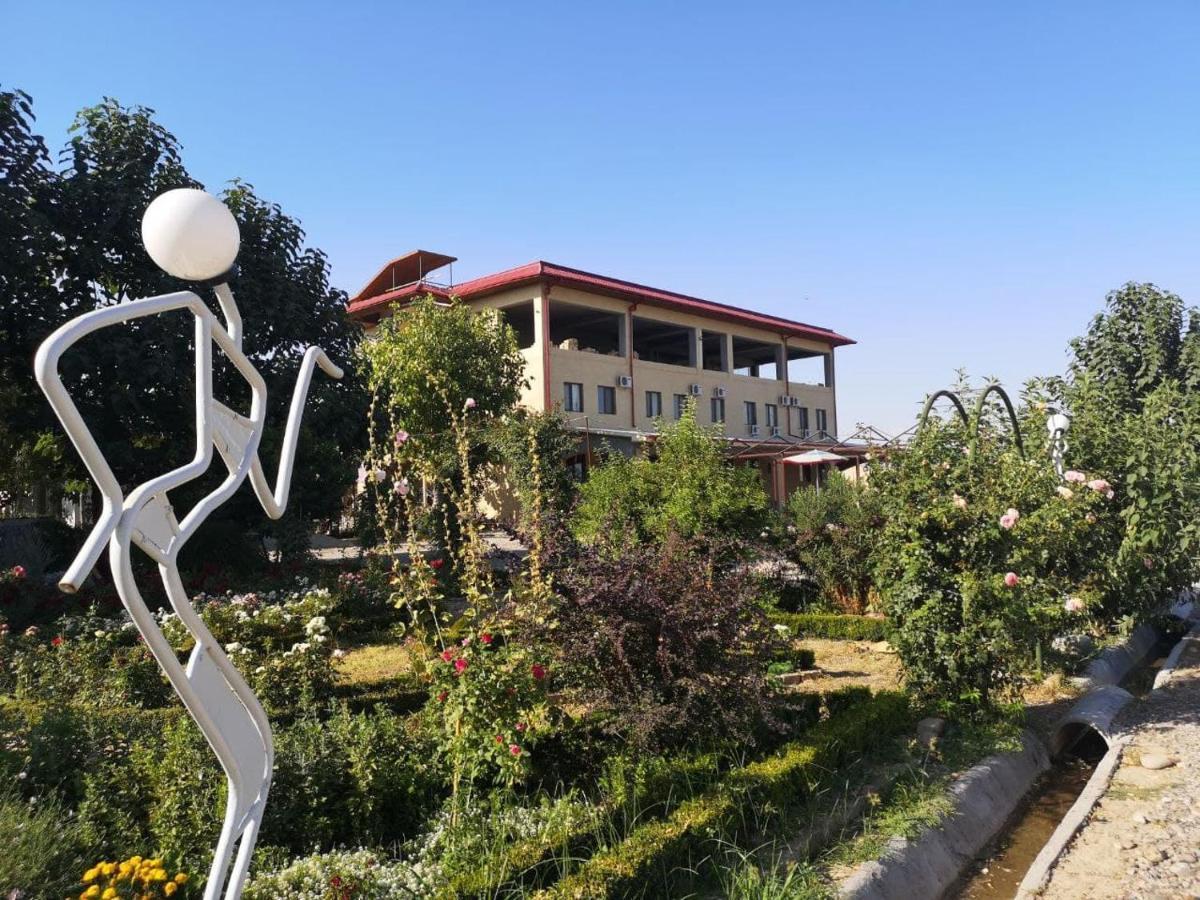 Uzumfermer Hotel & Winery Tasken Kültér fotó